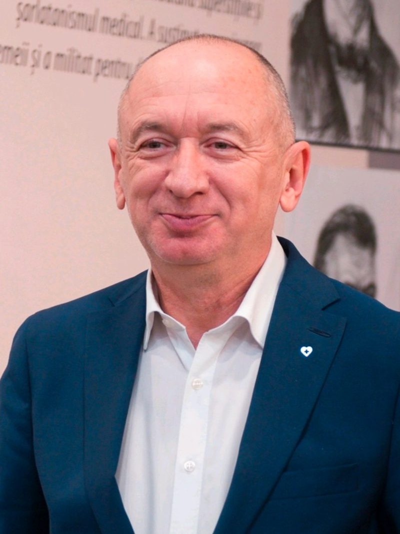 Dr. Adrian Bădescu